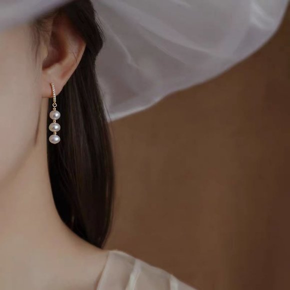 +NEW 18K Gold Diamond Pearl Drop Earrings - Picture 4 of 7